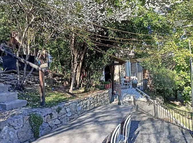 Bersani Apartamento CastellʼArquato